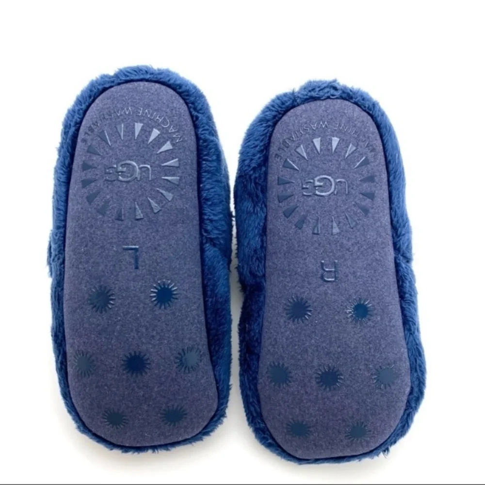 Ugg Bixbee Fleece Baby Shoes in Navy Blue Size 4/5 New with Box Style RN 88276